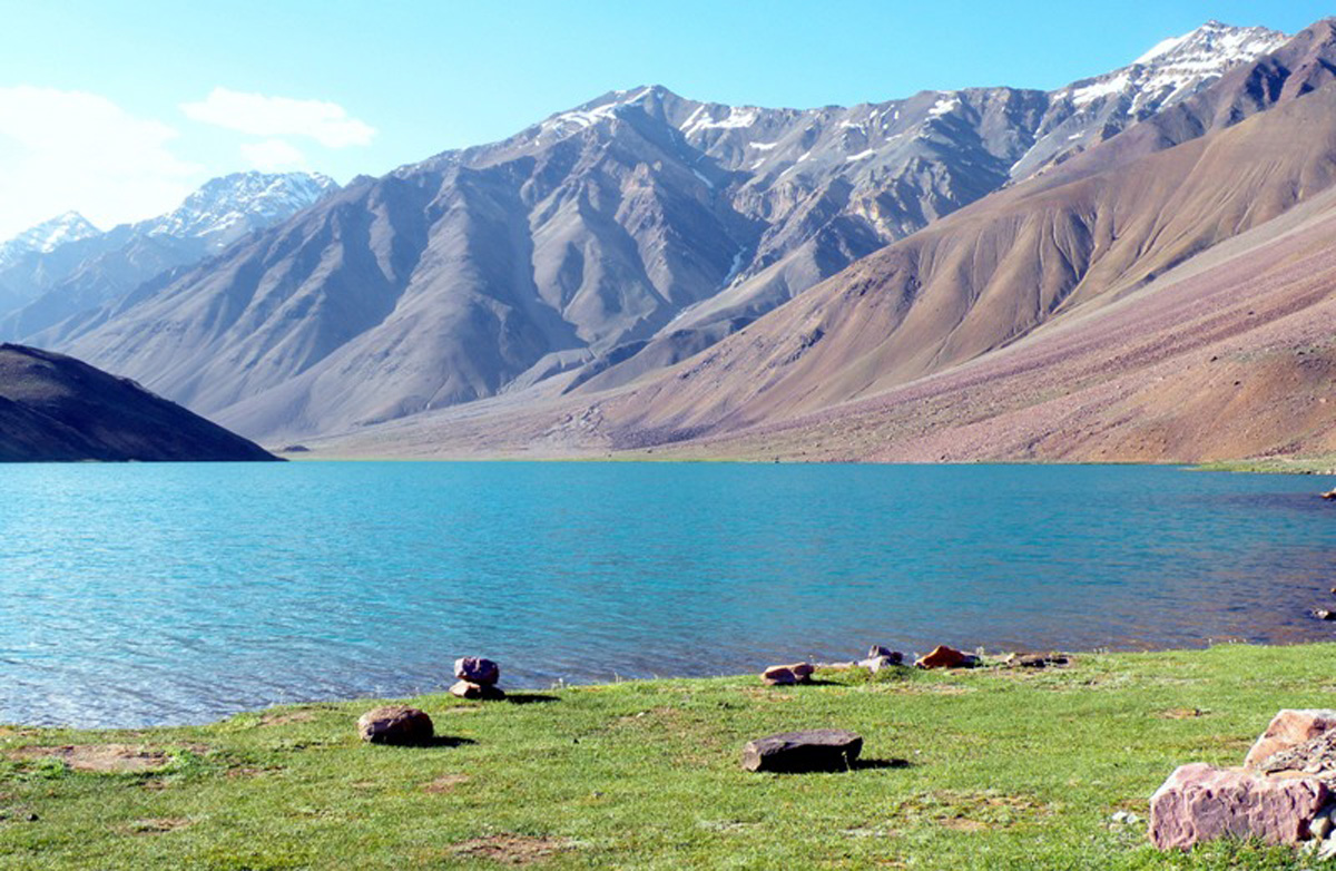 Chandratal Lake - The Moon Lake - The Traveler Tales