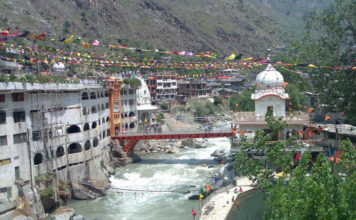 Summer outing – Manikaran Kullu
