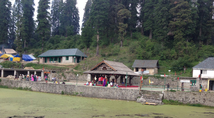 Kamrunag Lake Trek via Dhangyara (Devidarh)